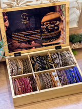 Box 72 bracelets népalais
