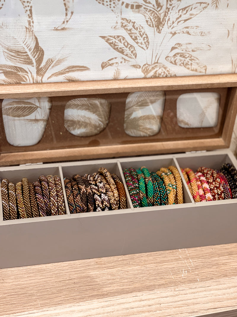 Box 40 bracelets népalais