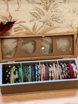 Box 40 bracelets népalais