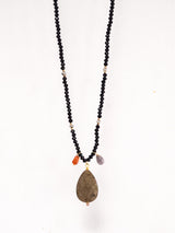 Collier CARA