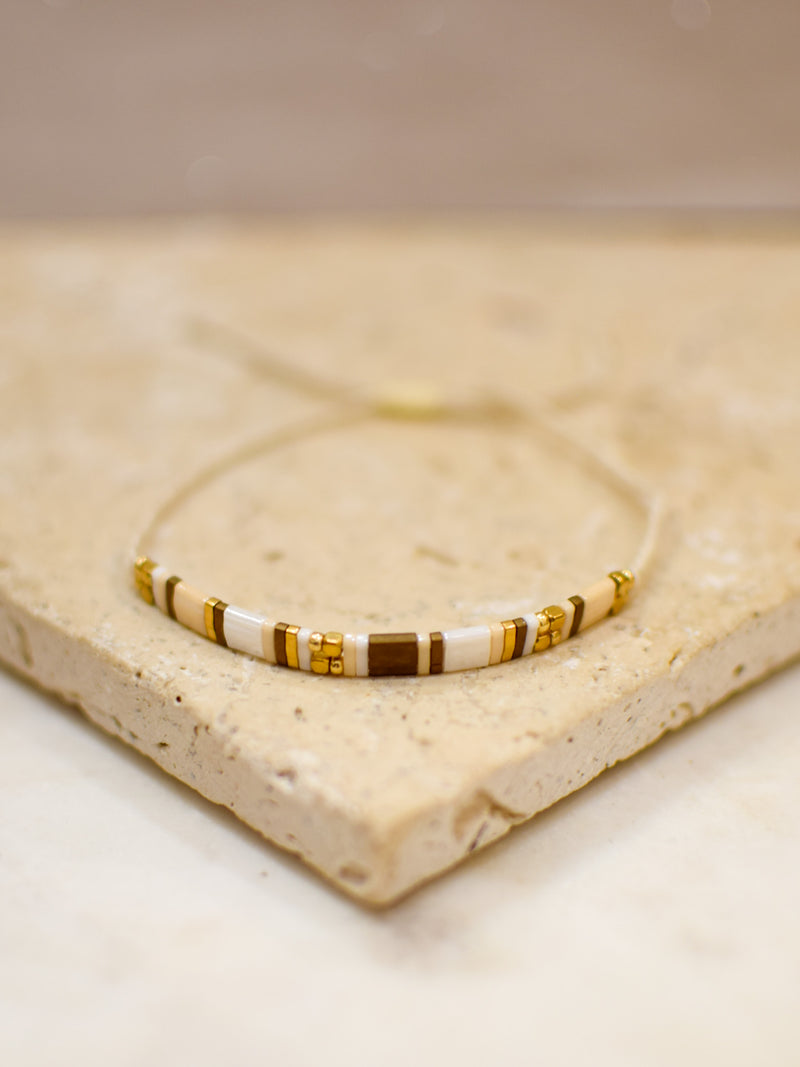 pink square pearl bracelet